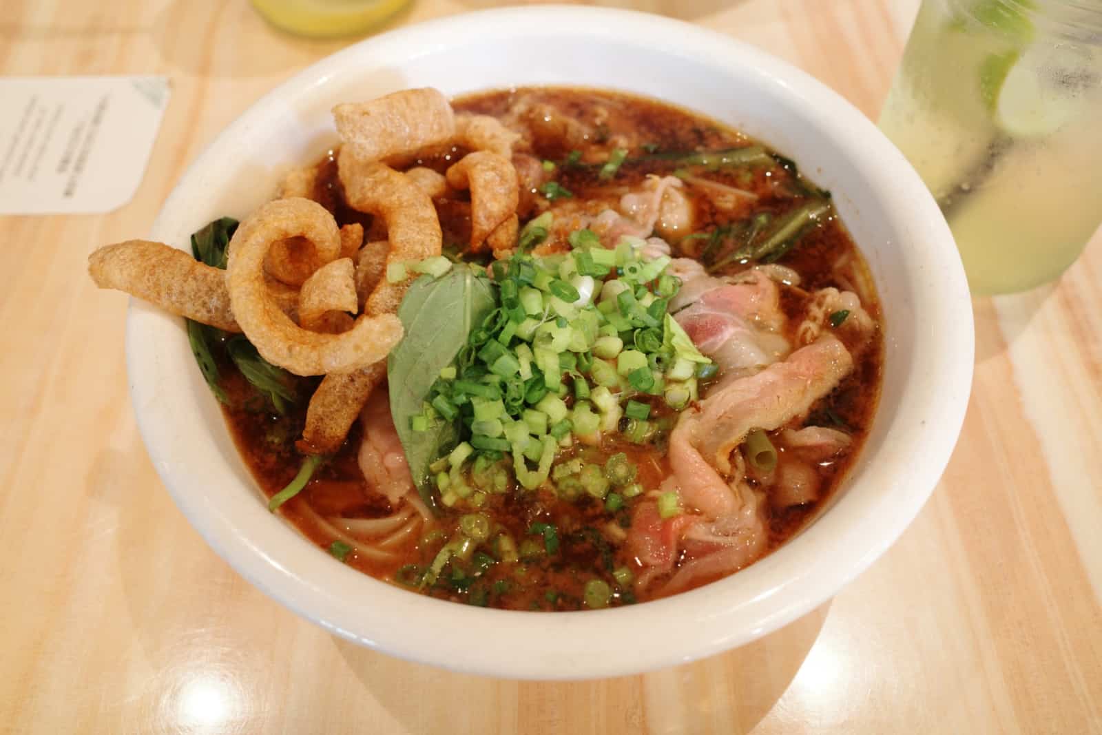 芳華絕代-太子黃店-泰式船麵