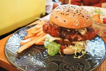 沙田黃店：SUPINE