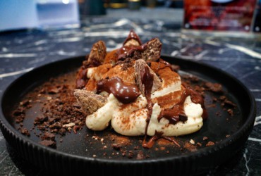 旺角黃店：Black Coffee