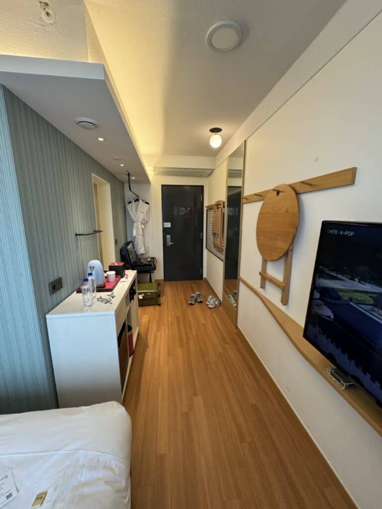 Moxy Seoul Insadong高級雙人房介紹-雙人房內部